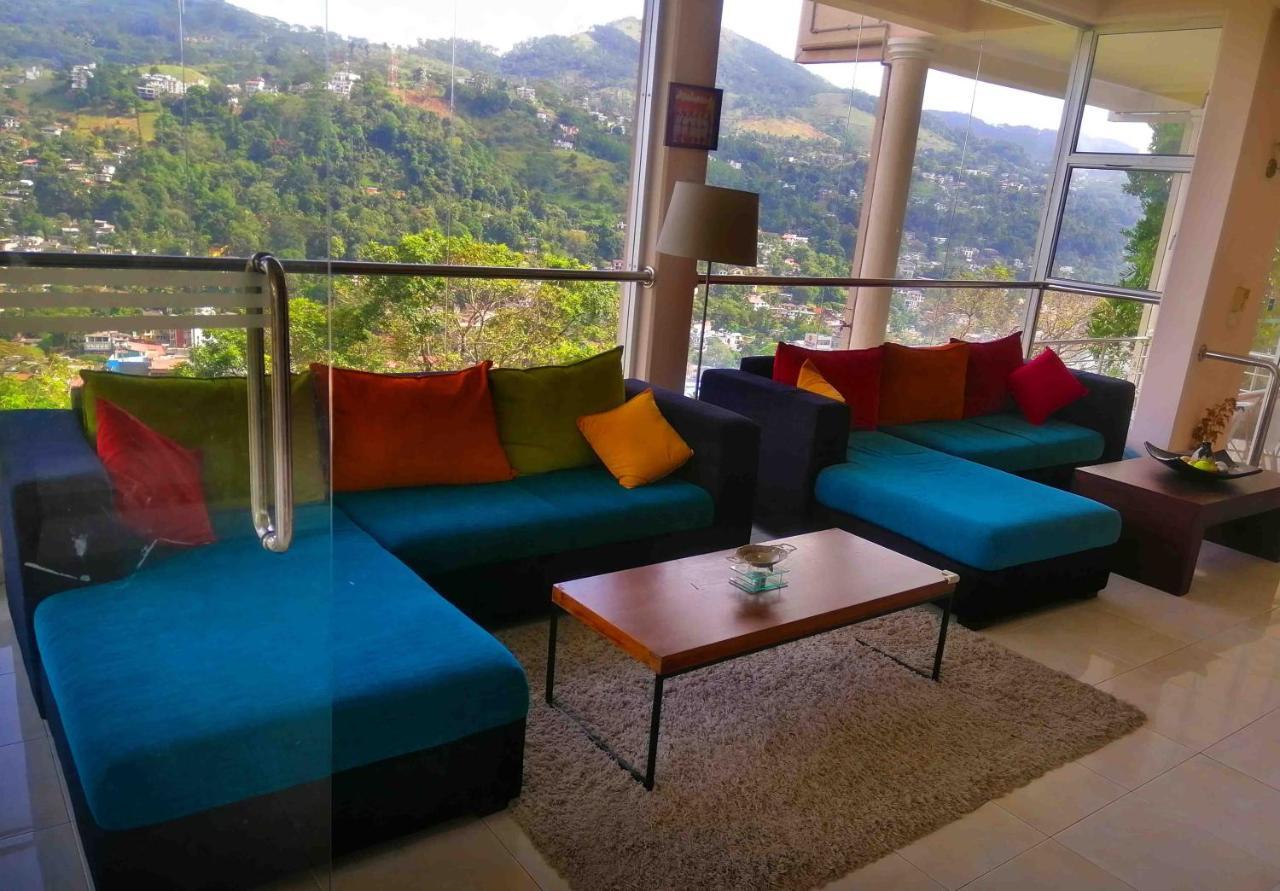 Sky Valley Kandy Exterior foto